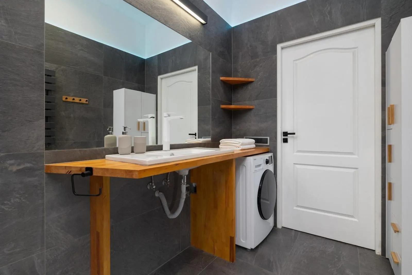 1-Bedroom Apartment - Radziwillowska 14 Street Kraków