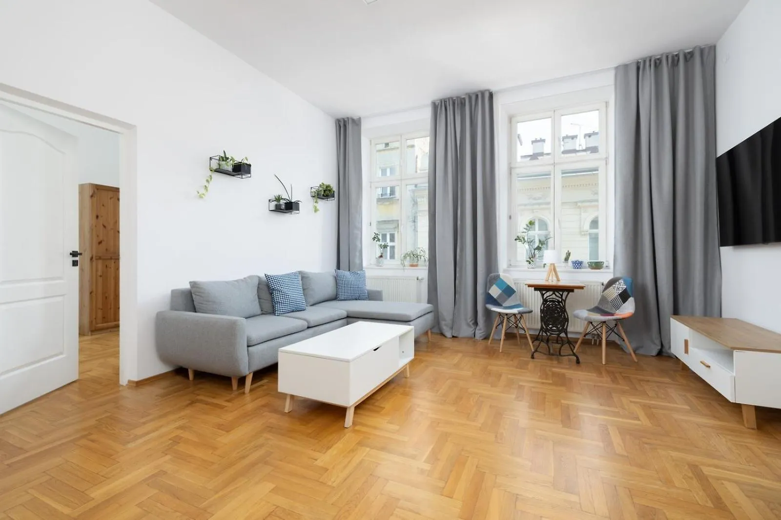 1-Bedroom Apartment - Radziwillowska 14 Street Krakow