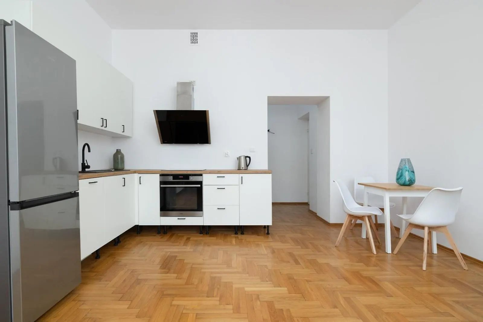 1-Bedroom Apartment - Radziwillowska 14 Street Krakow