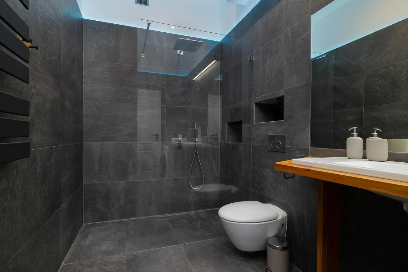 1-Bedroom Apartment - Radziwillowska 14 Street Krakow 0*,  Poland